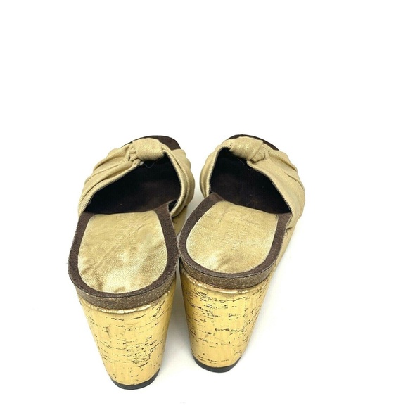 Donald J Pliner Metallic Gold Knot Wedges 7.5N - Picture 5 of 8